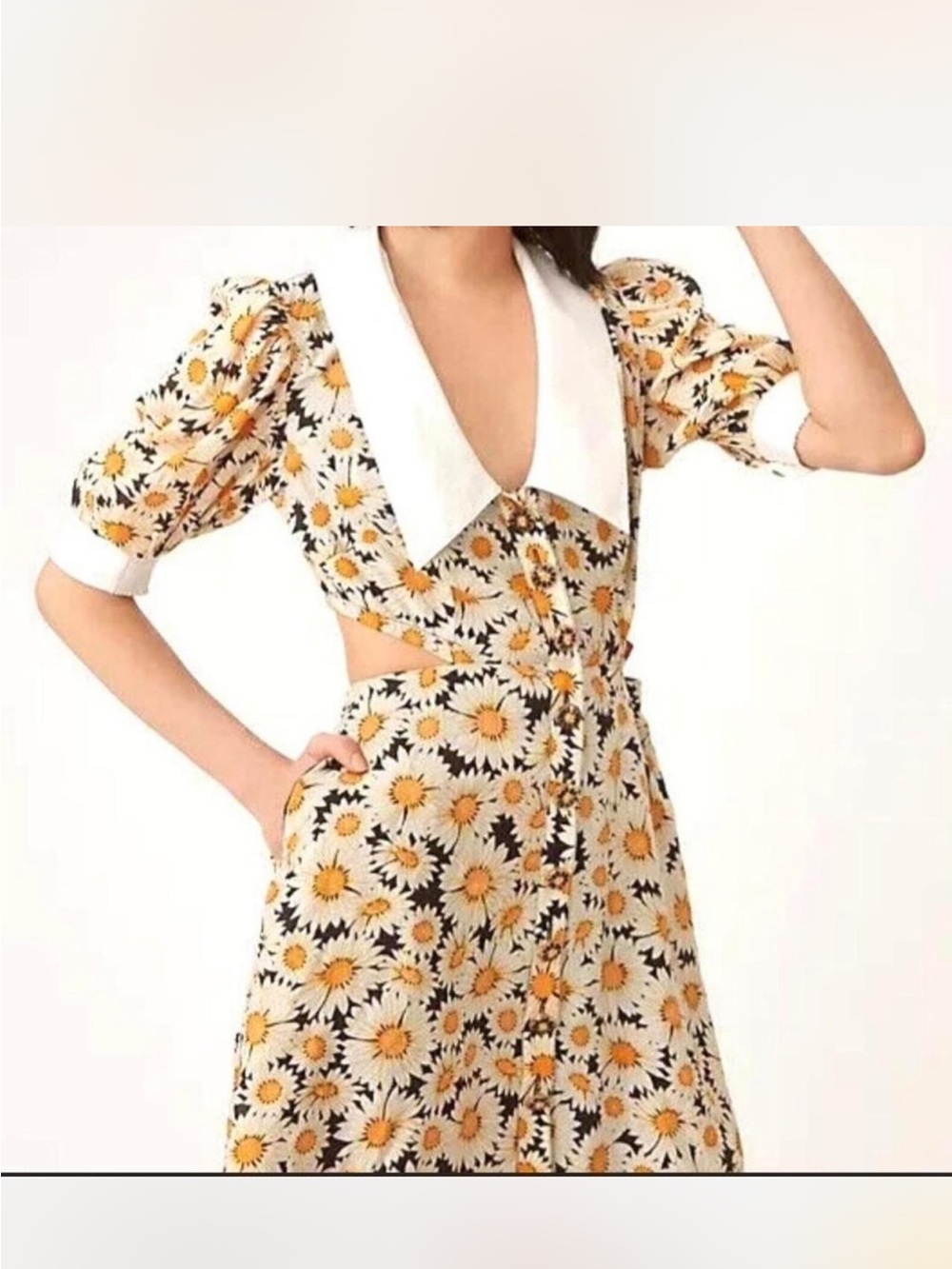 Daisy Print Cutout Dress with White Collar